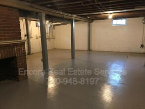 448 Moull St in Newark, OH - Foto de edificio - Building Photo