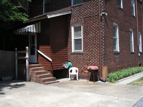 1709 Hampton Blvd in Norfolk, VA - Building Photo - Building Photo