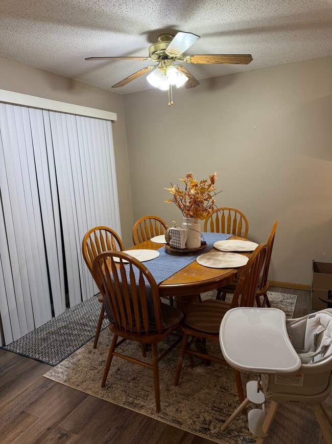 4319 131st St in Lake Hallie, WI - Building Photo - Building Photo