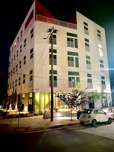 600 S Duke St in Durham, NC - Building Photo - Building Photo