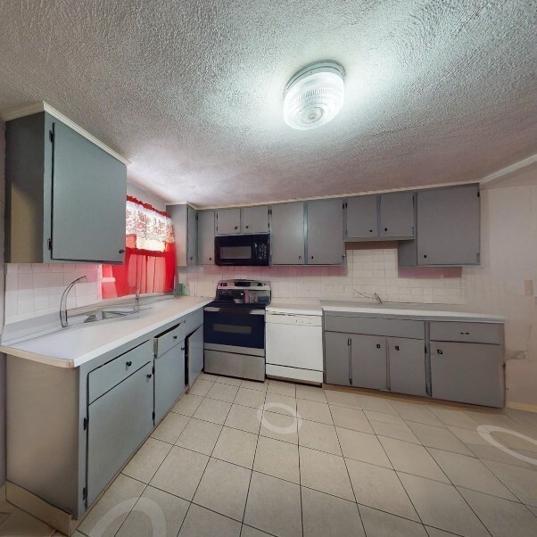 property at 50 Plymouth St