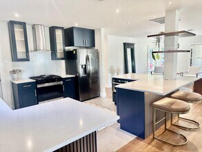 4406 Airport Blvd in Austin, TX - Building Photo - Building Photo