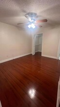 5028 Park Central Dr, Unit 221 in Orlando, FL - Building Photo - Building Photo