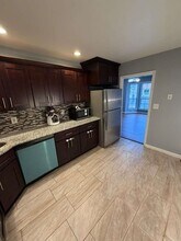 7 Holly St in Jersey City, NJ - Building Photo - Building Photo