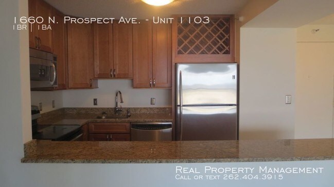 1660 N Prospect Ave-Unit -Unit 1103 in Milwaukee, WI - Building Photo - Building Photo