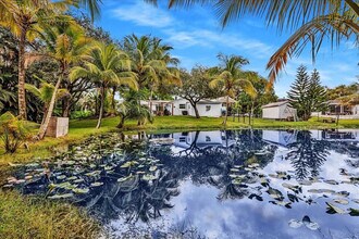 2931 SW 108th Way in Davie, FL - Building Photo - Building Photo