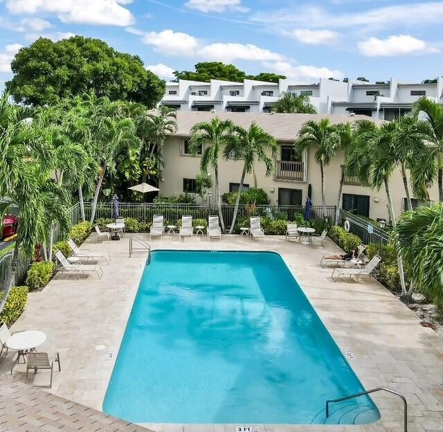 2907 NE 8th Terrace in Wilton Manors, FL - Foto de edificio