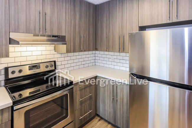 5930 Cliff Valley Dr in San Antonio, TX - Building Photo - Building Photo