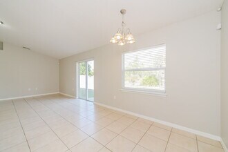 1236 Apopka Ln in Kissimmee, FL - Building Photo - Building Photo