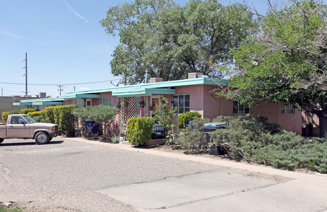 405-413 Chama St SE in Albuquerque, NM - Foto de edificio