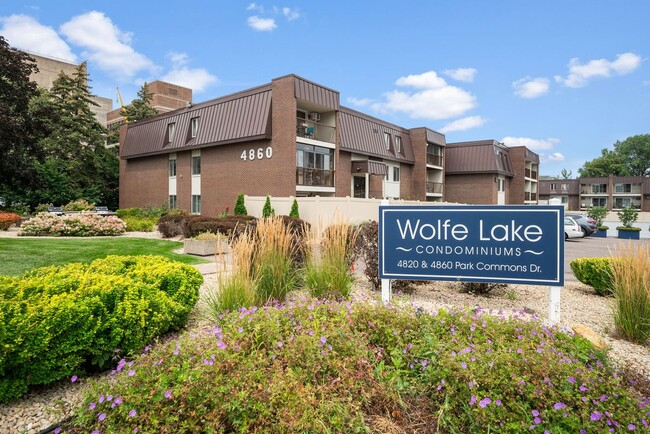 property at 4860 Park Commons Dr