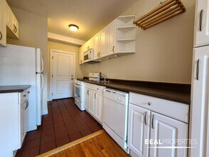 742 W Addison St in Chicago, IL - Building Photo - Building Photo