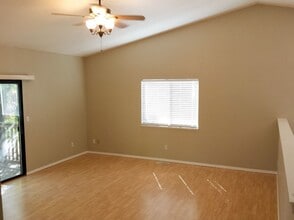 1757 Kildare Dr in Redding, CA - Building Photo - Building Photo