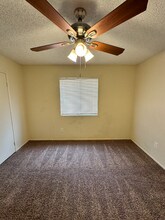 5906 Challen Ave, Unit 9 in Riverside, CA - Foto de edificio - Building Photo