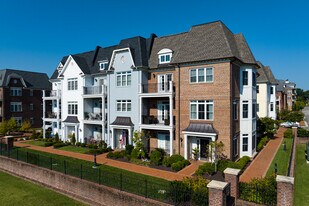 Monument Square in Richmond, VA - Building Photo