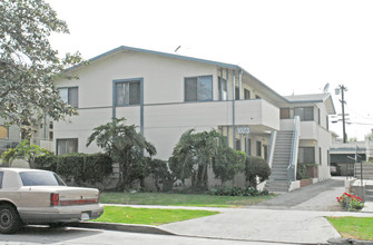 1023 S Sherbourne Dr in Los Angeles, CA - Building Photo - Building Photo