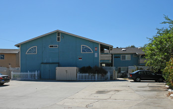 Ben Franklin Colonial in El Cajon, CA - Building Photo - Building Photo