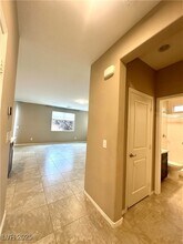 7428 Amesbury St in Las Vegas, NV - Building Photo - Building Photo