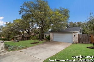 11214 Blue Waters in Helotes, TX - Building Photo - Building Photo