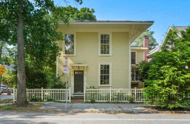 property at 259 Mount Auburn St
