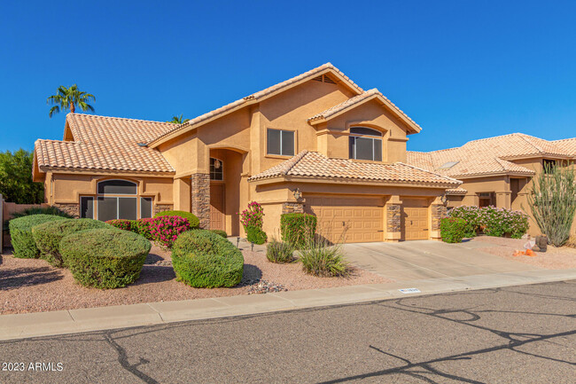 property at 1638 E Glenhaven Dr