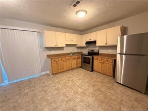 5833 Aftonshire Dr in Fayetteville, NC - Building Photo - Building Photo