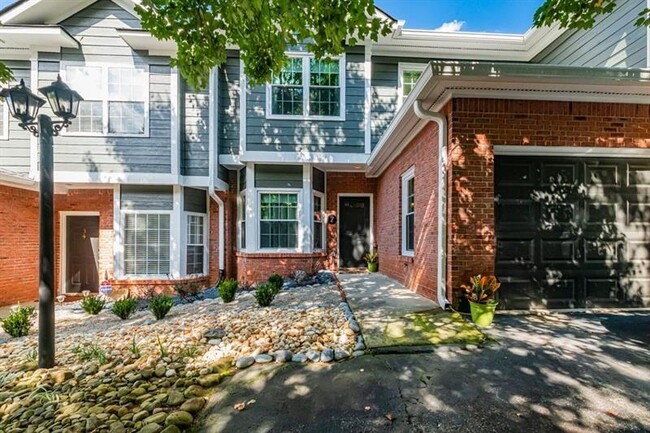 2680 Pine Tree Rd NE in Atlanta, GA - Building Photo - Building Photo