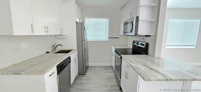 115 SW 1st Ave