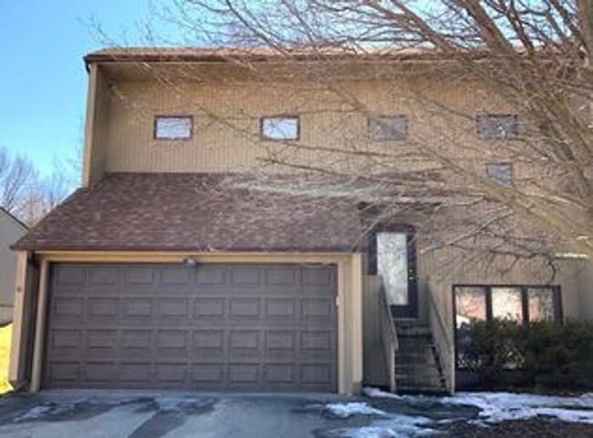 property at 2247 Plaen View Dr