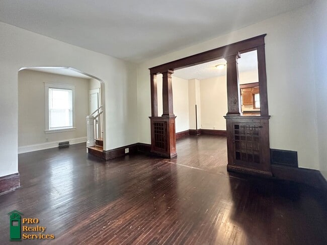 2334 N Upton Ave in Minneapolis, MN - Building Photo - Building Photo