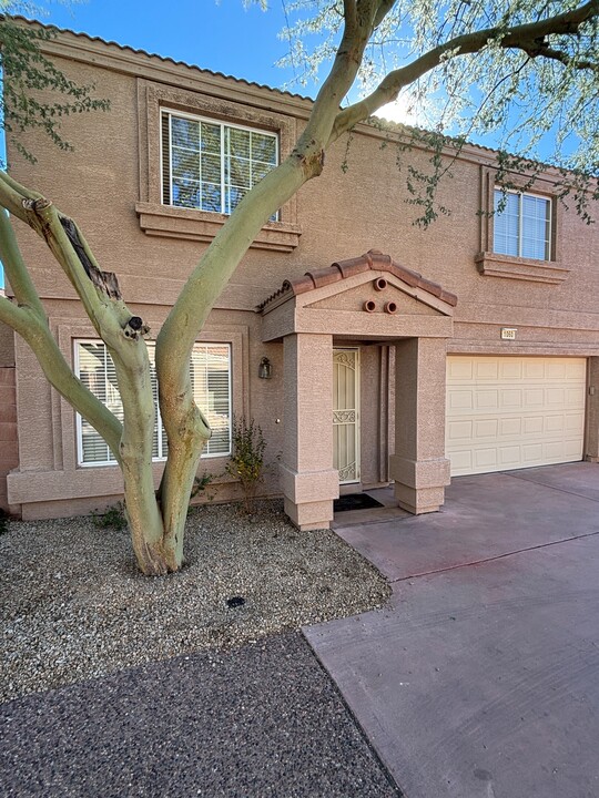 17606 N 17th Pl in Phoenix, AZ - Building Photo