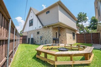 5126 Monticello Ave in Dallas, TX - Building Photo - Building Photo