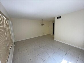 1012 SE 15th St in Fort Lauderdale, FL - Building Photo - Building Photo