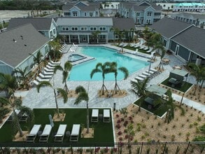 The Junction at Rockledge in Rockledge, FL - Foto de edificio - Building Photo