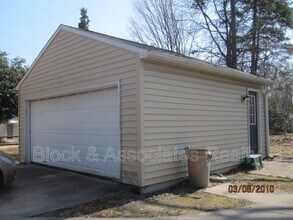 801 Knollwood St in Winston-Salem, NC - Building Photo - Building Photo