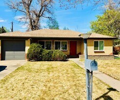 10085 W 23rd Ave in Lakewood, CO - Building Photo