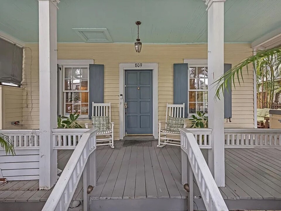 809 Southard St in Key West, FL - Building Photo