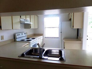 219 Olmstead Dr in Titusville, FL - Building Photo - Building Photo