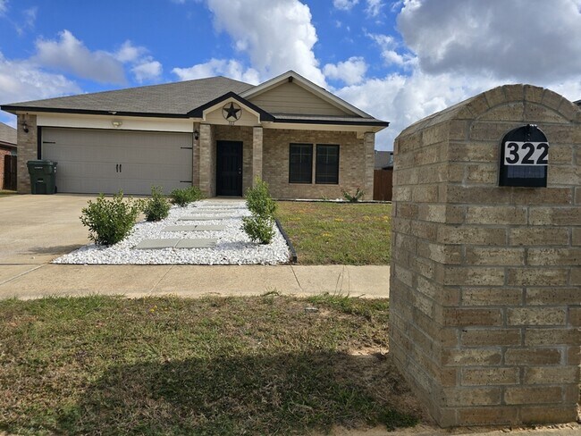 322 Ambrose Avenue in Tyler, TX - Building Photo - Building Photo