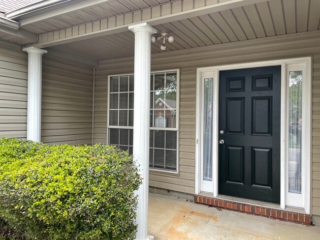 153 Hidden Creek Cove in Pelham, AL - Building Photo - Building Photo