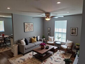 1120 Stowe St in Baytown, TX - Building Photo - Building Photo