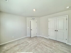 4807 Southern Magnolia Dr in Raleigh, NC - Building Photo - Building Photo