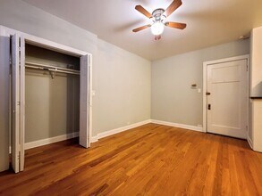 835 W Wolfram St in Chicago, IL - Building Photo - Building Photo