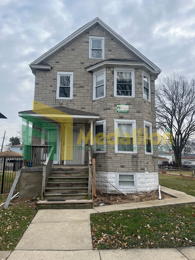 property at 625 S 12th Ave