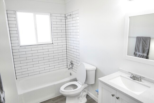 1526 W 1650 N in Layton, UT - Building Photo - Building Photo