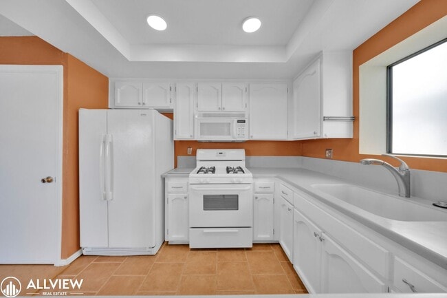 4585 51st St in San Diego, CA - Building Photo - Building Photo