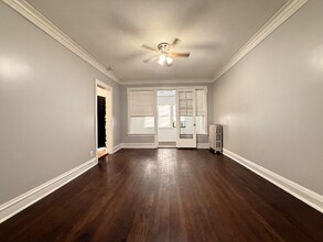6808 S East End Ave in Chicago, IL - Building Photo - Building Photo