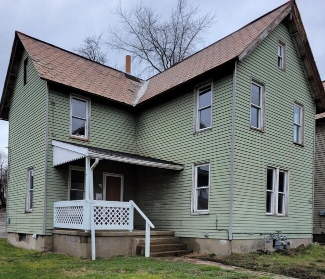 property at 406 Franklin Avenue