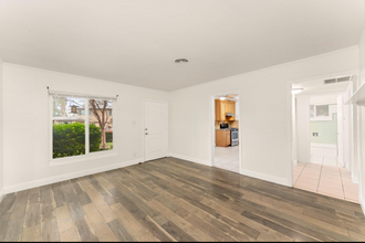 2425 Edison Ave in Sacramento, CA - Building Photo - Building Photo