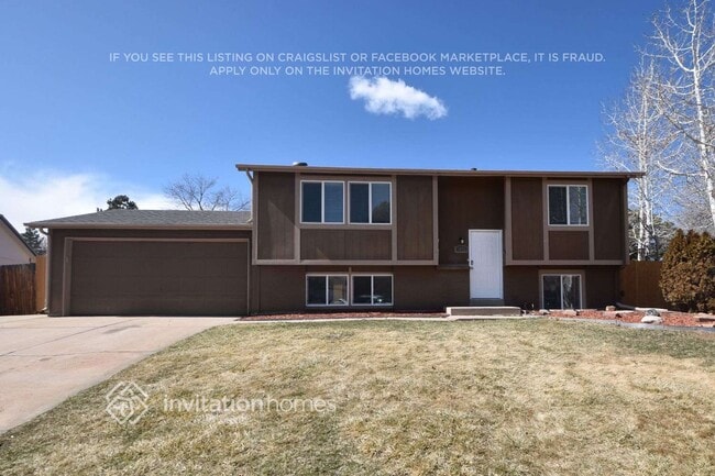 property at 7471 S Upham St